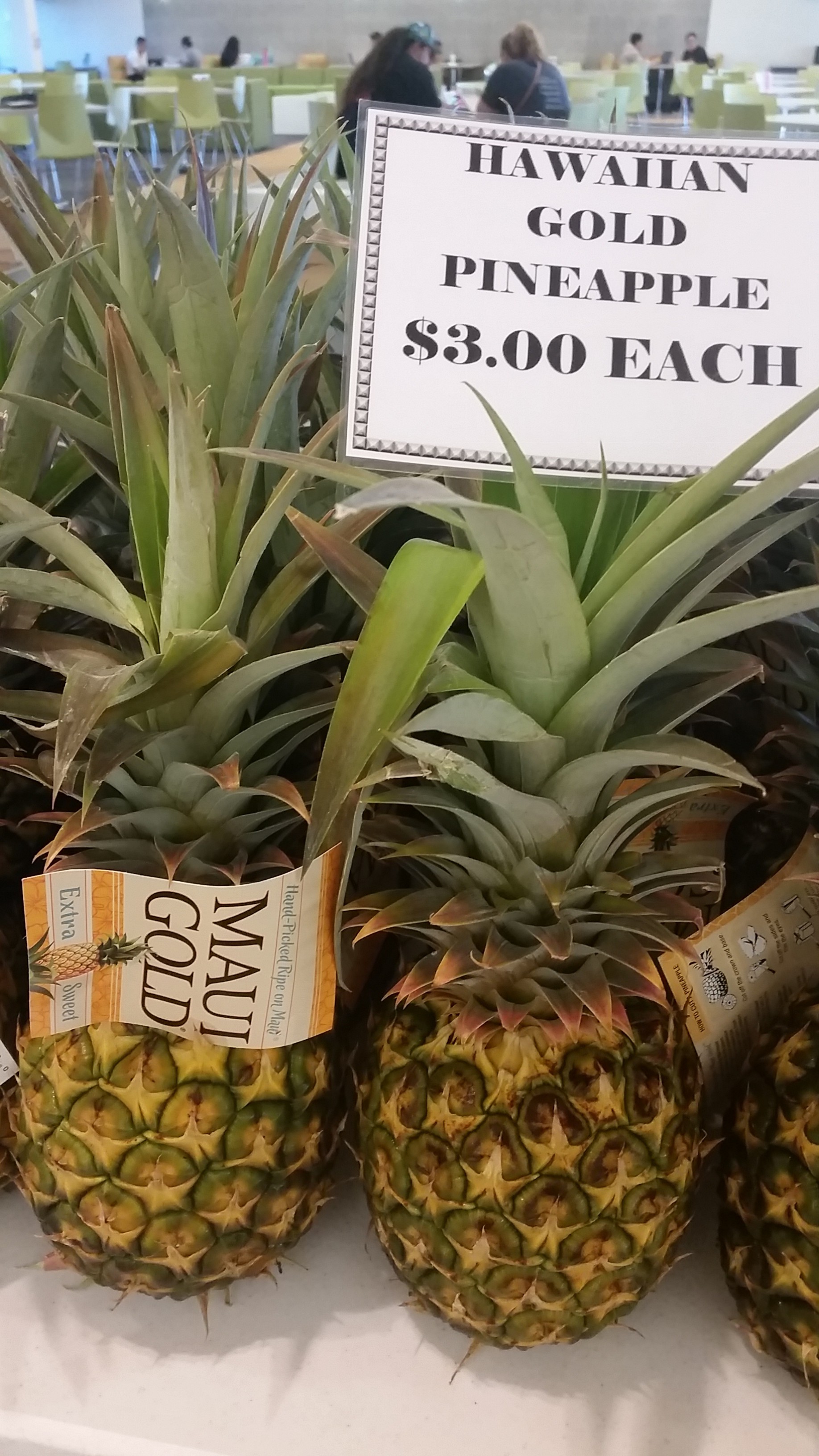 Farmers' Market pineapple