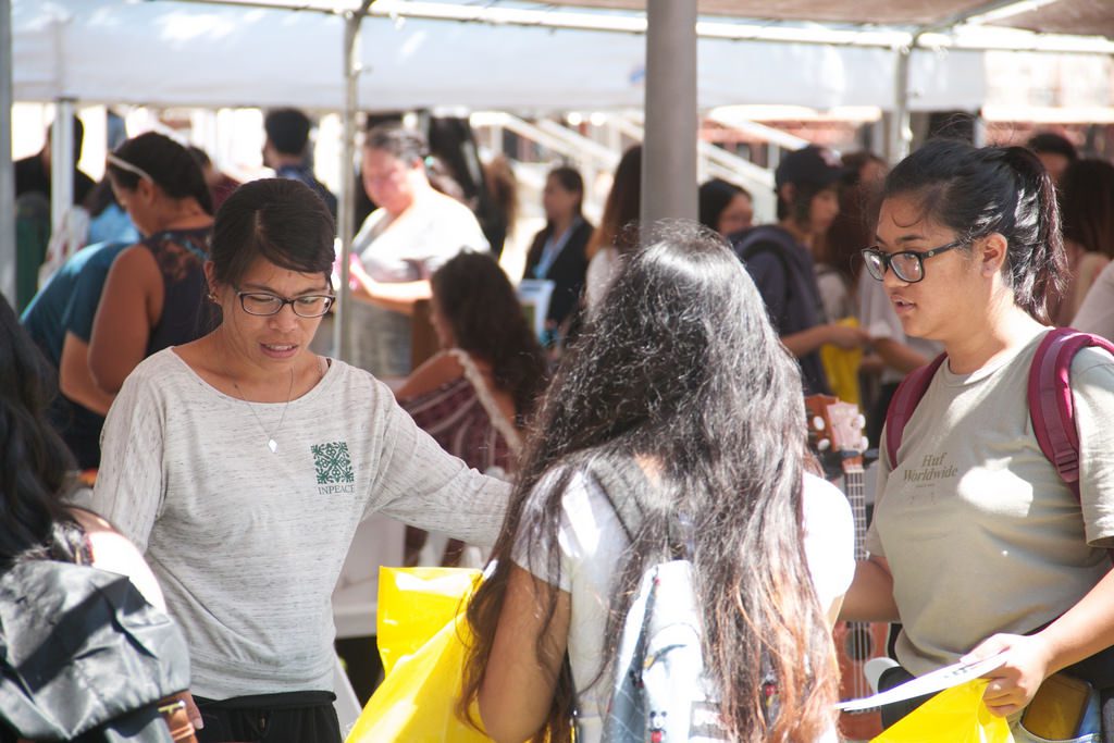 The Fall E Olo Pono Fair was held in the campus courtyard.