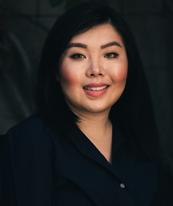 Portrait photo of Kaitlyn Yang
