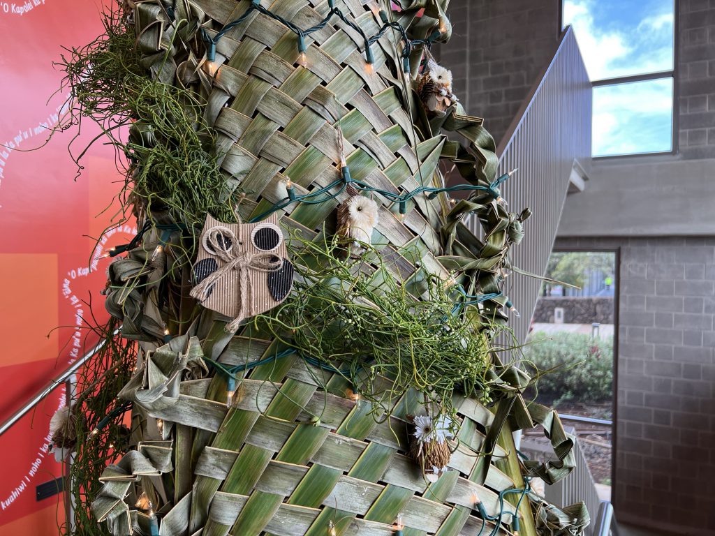 A closeup of the decorations on the Niu Christmas Tree.